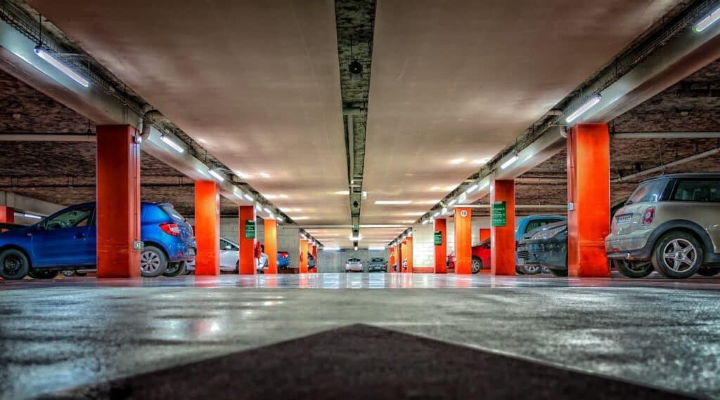 Limpieza de parkings Parque Goya
